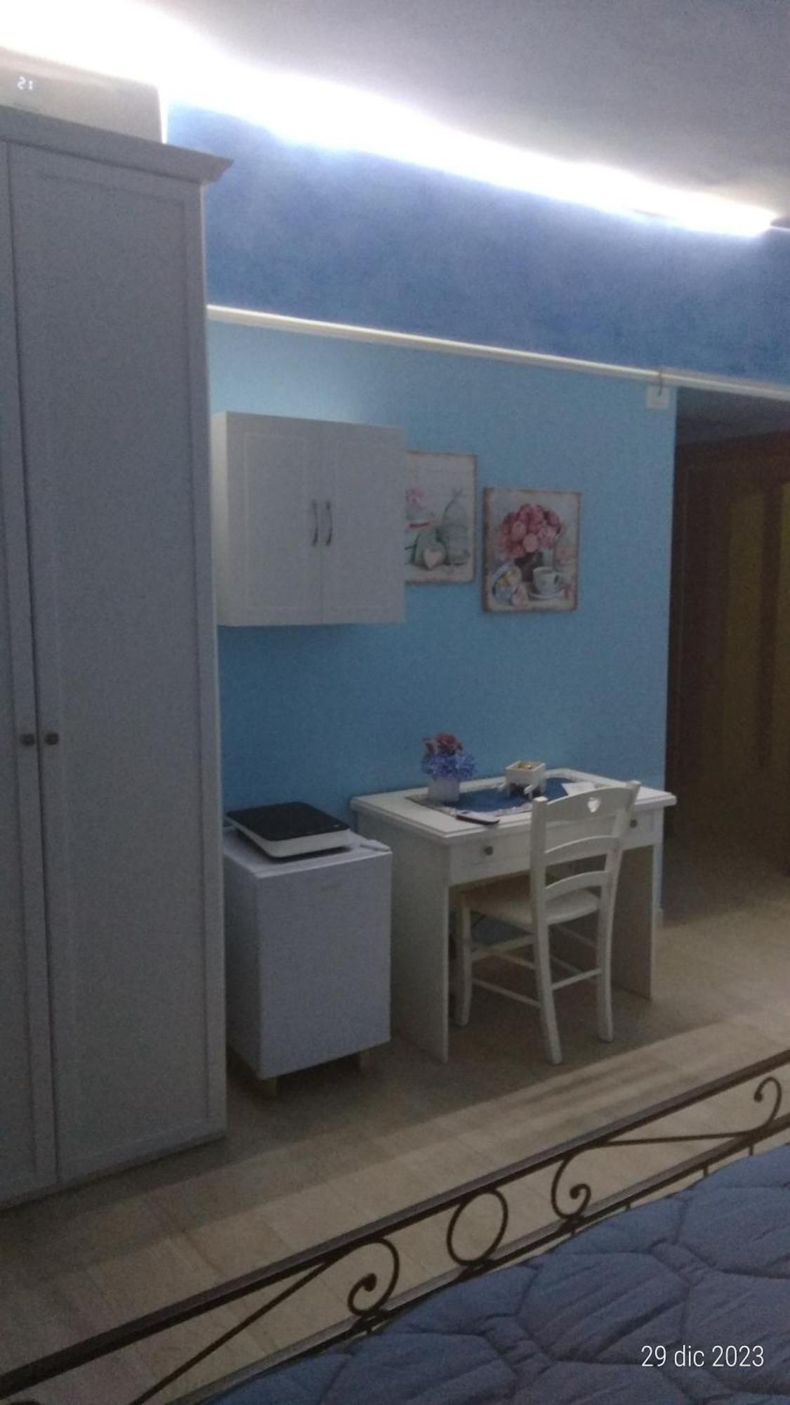 Alloggio Blu Nel Cuore Di Soriano โซเรียโน เนล ชีมีโน ภายนอก รูปภาพ